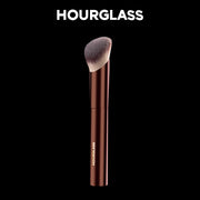 Soft Glow Foundation Brush