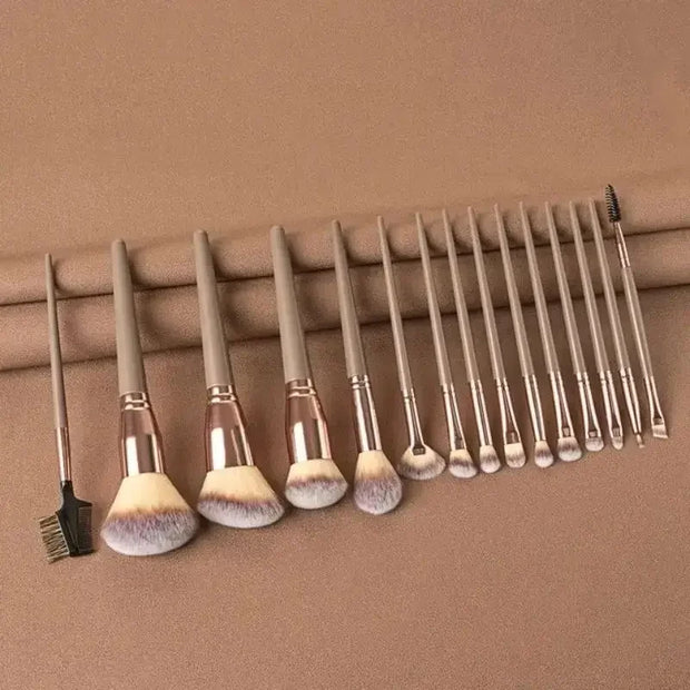 Synthetisches Make-up-Pinsel-Set, weich und tierversuchsfrei