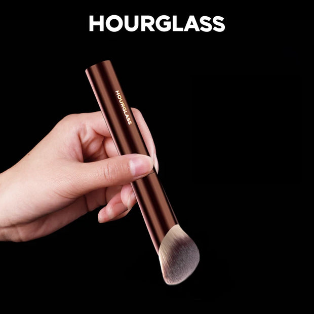Soft Glow Foundation Brush